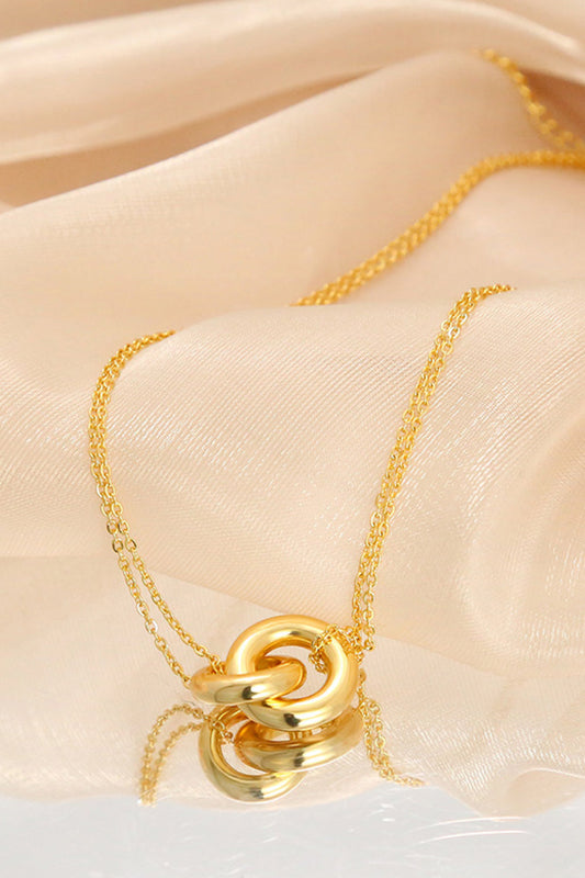 Necklace Magic – The Finishing Touch